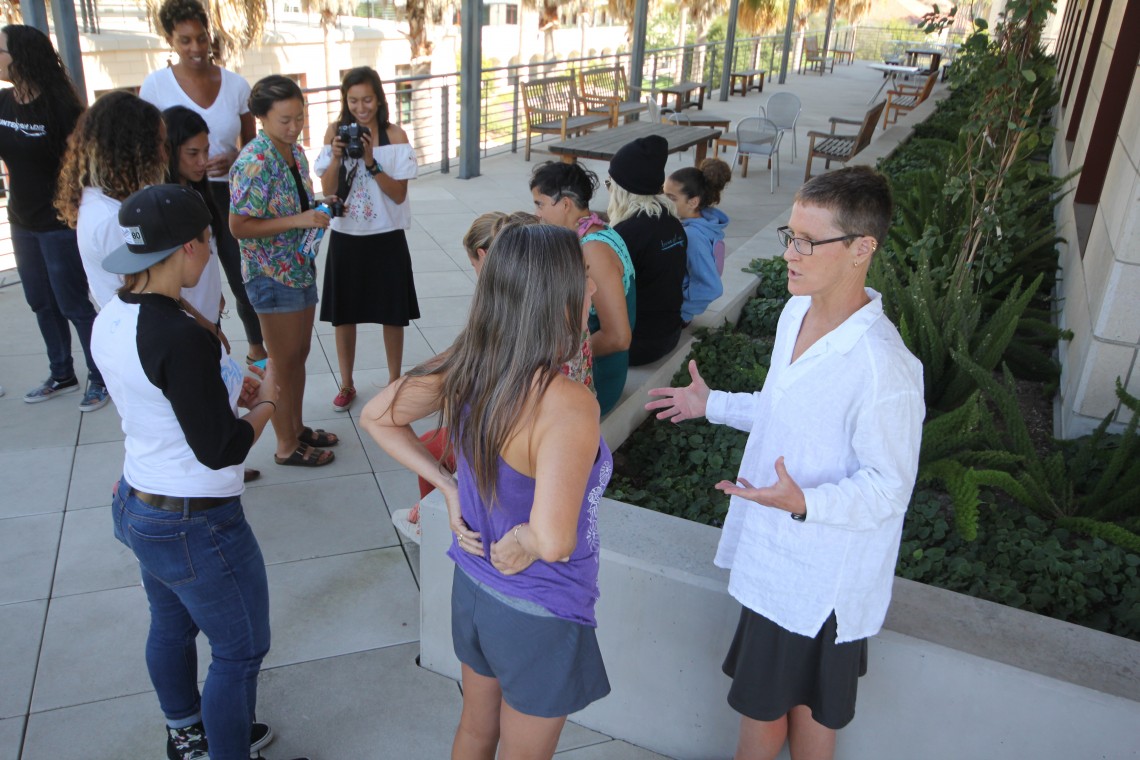 Break moment at Stanford. Judith Sheridan in foreground (photo: lisahunter)